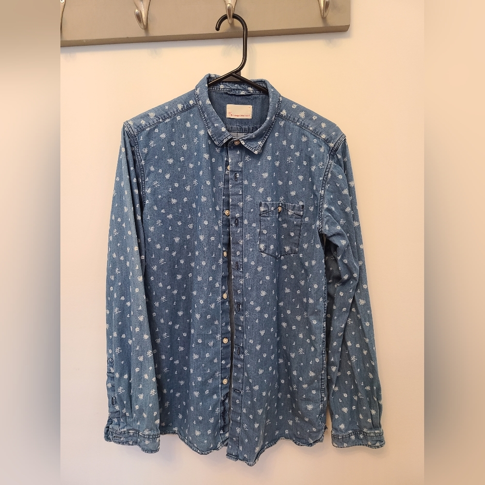 Knowledge Cotton Apparel men's casual button-up blue with abstract floral print